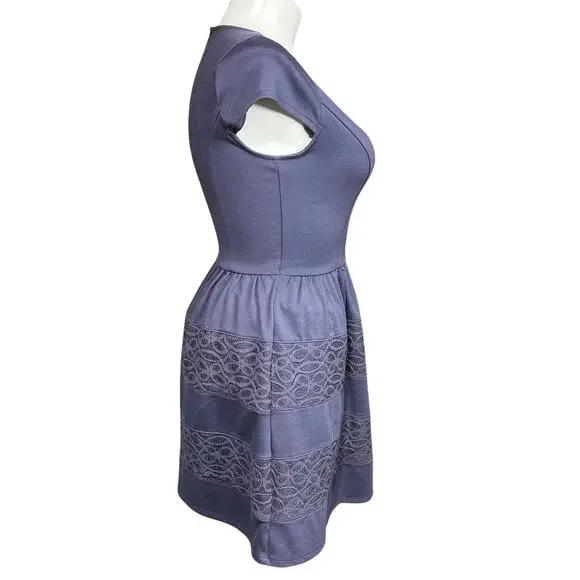 LC Lauren Conrad Womens Dress Fitted Bodice Bell Skirt Lace Blue Cap Sleeves 10 - Picture 3 of 10